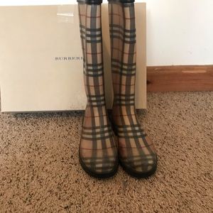 Burberry Rainboots.